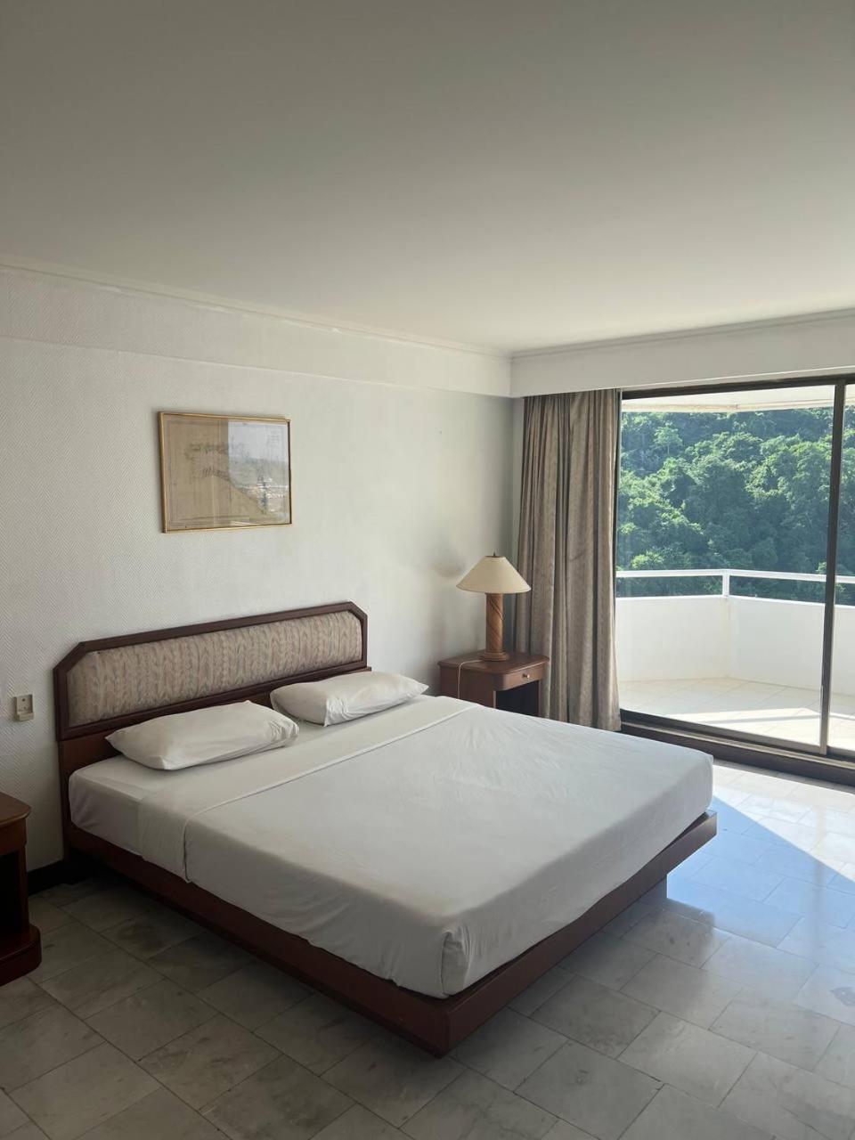 The Monaco Residence Pattaya Eksteriør bilde